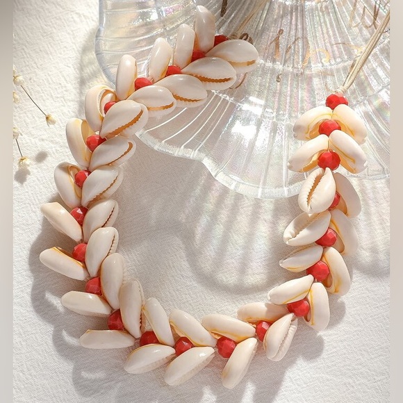 EMILUNA Jewelry - Seashell Necklace